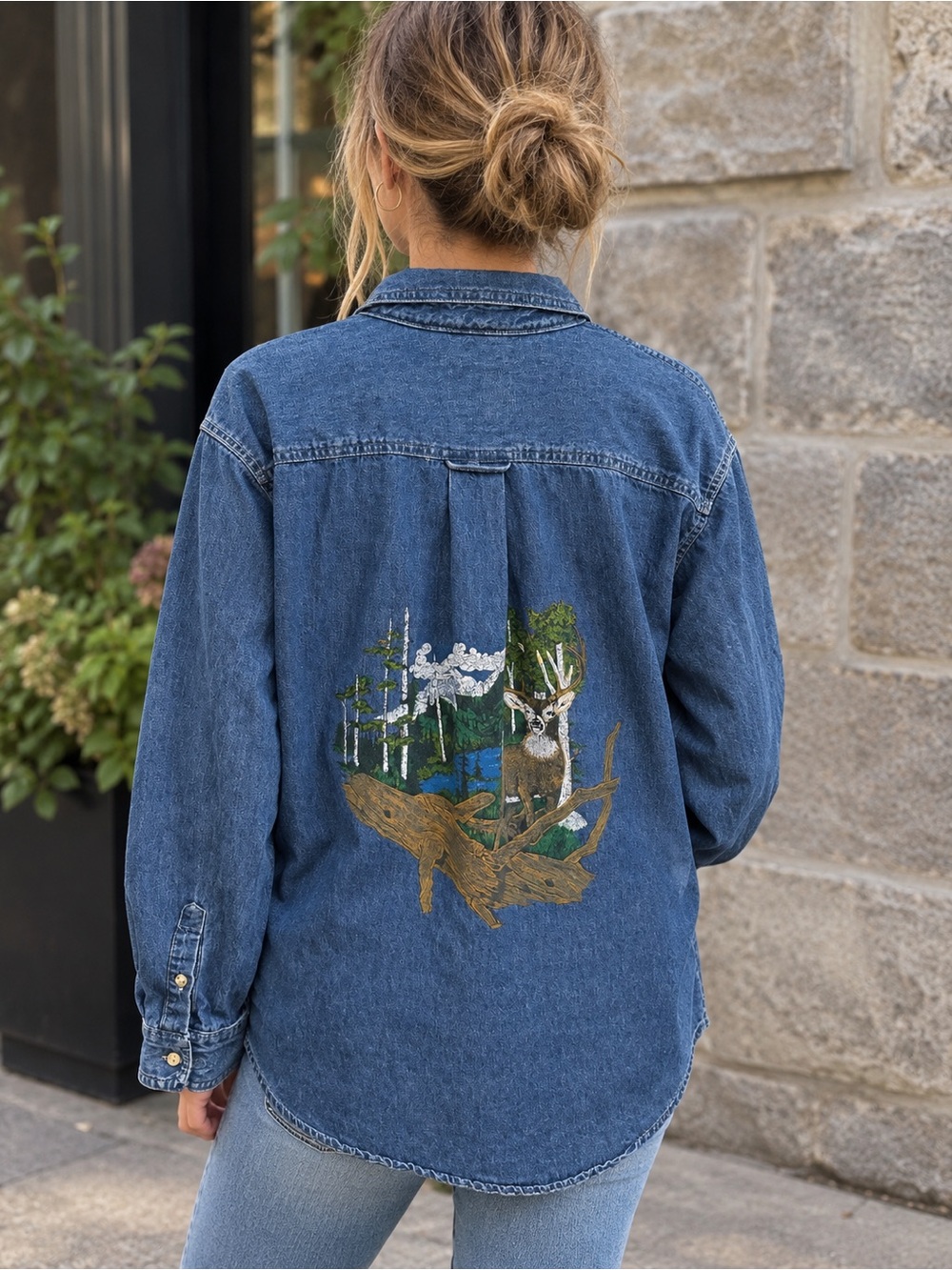 Vintage Denim print Back Deer Shirt - Blue made in USA size large